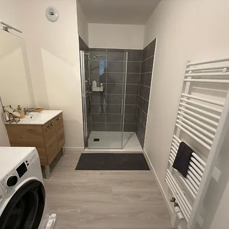 Neuf Centre Saint-sever Lägenhet