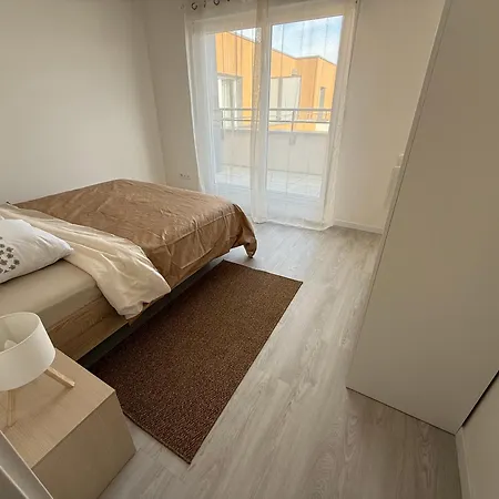 Neuf Centre Saint-sever Lägenhet